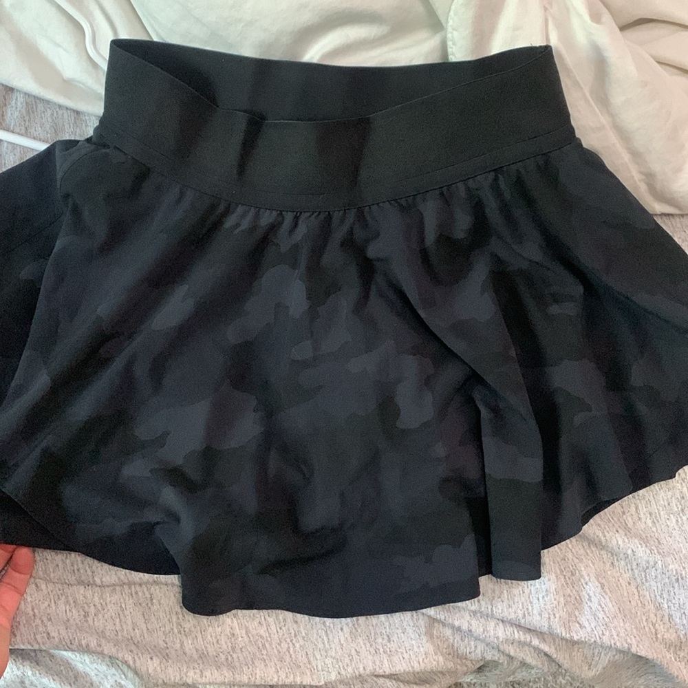 Lululemon court rival skirt - regular length